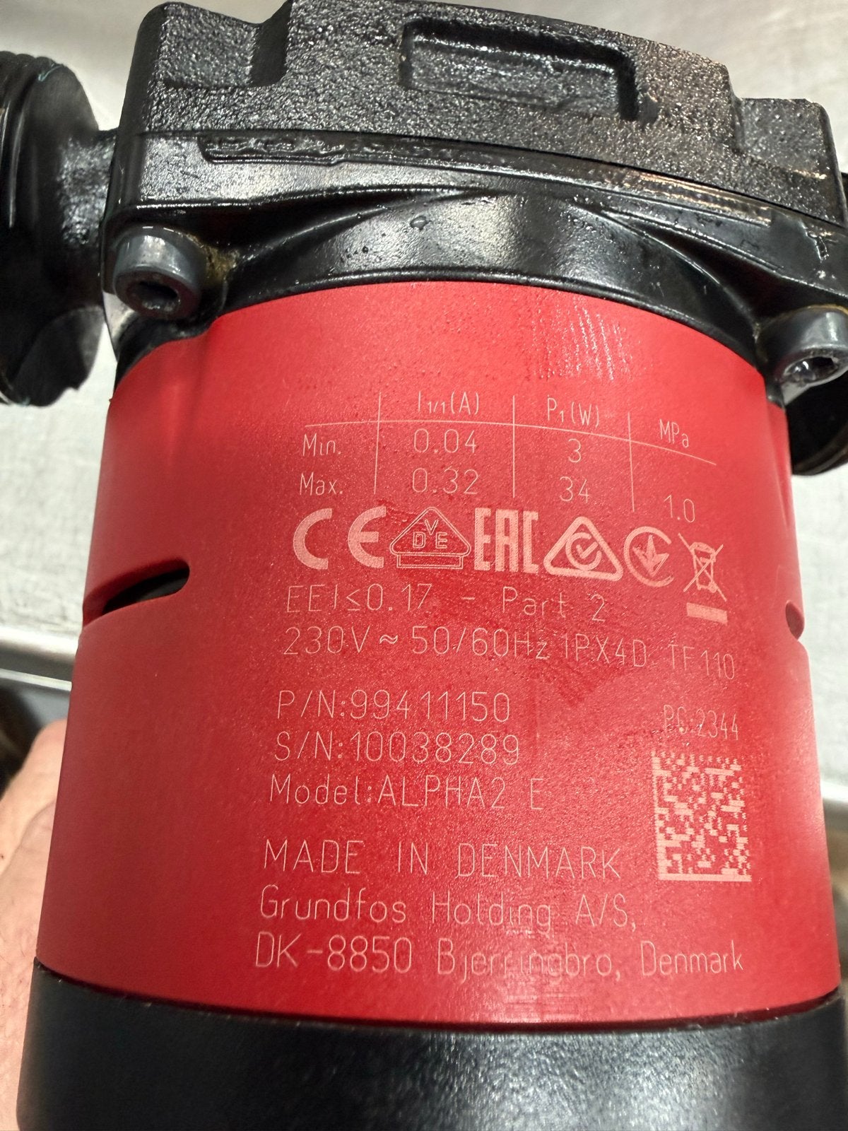 Grundfos ALPHA2 25-60 130 circulatiepomp - ZGAN, Doe-het-zelf en Verbouw, Verwarming en Radiatoren, Ophalen of Verzenden, Zo goed als nieuw