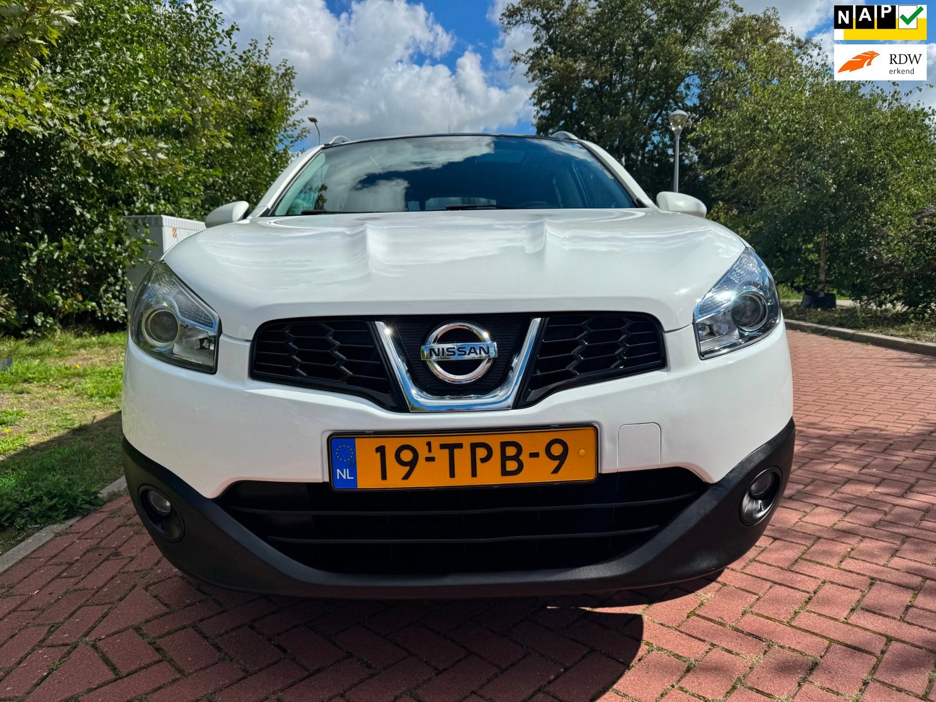 Nissan Qashqai 1.6 Connect Edition, Voorwielaandrijving, Euro 5, Gebruikt, 1225 kg
