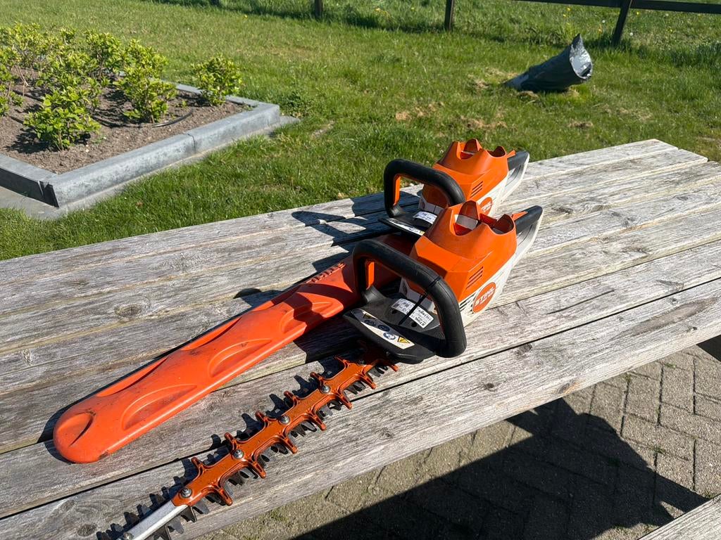 Stihl hsa 100 accu heggenschaar, Tuin en Terras, Heggenscharen, Ophalen of Verzenden