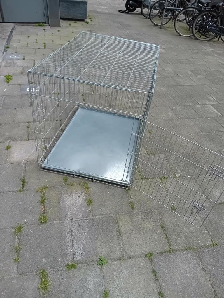 Grote bench, Dieren en Toebehoren, Hondenhokken, Ophalen, Zo goed als nieuw, 75 tot 110 cm, 65 tot 100 cm