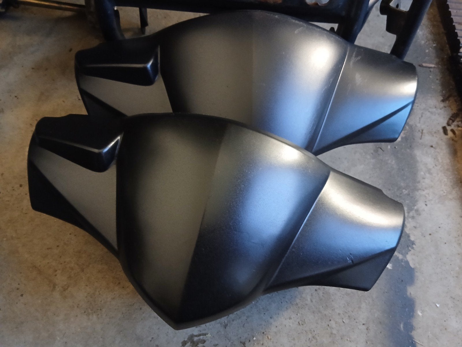 Voorzijde stuurkap kymco agility 50 12,50,- per stuk, Ophalen of Verzenden, Gebruikt, Kap, Kymco