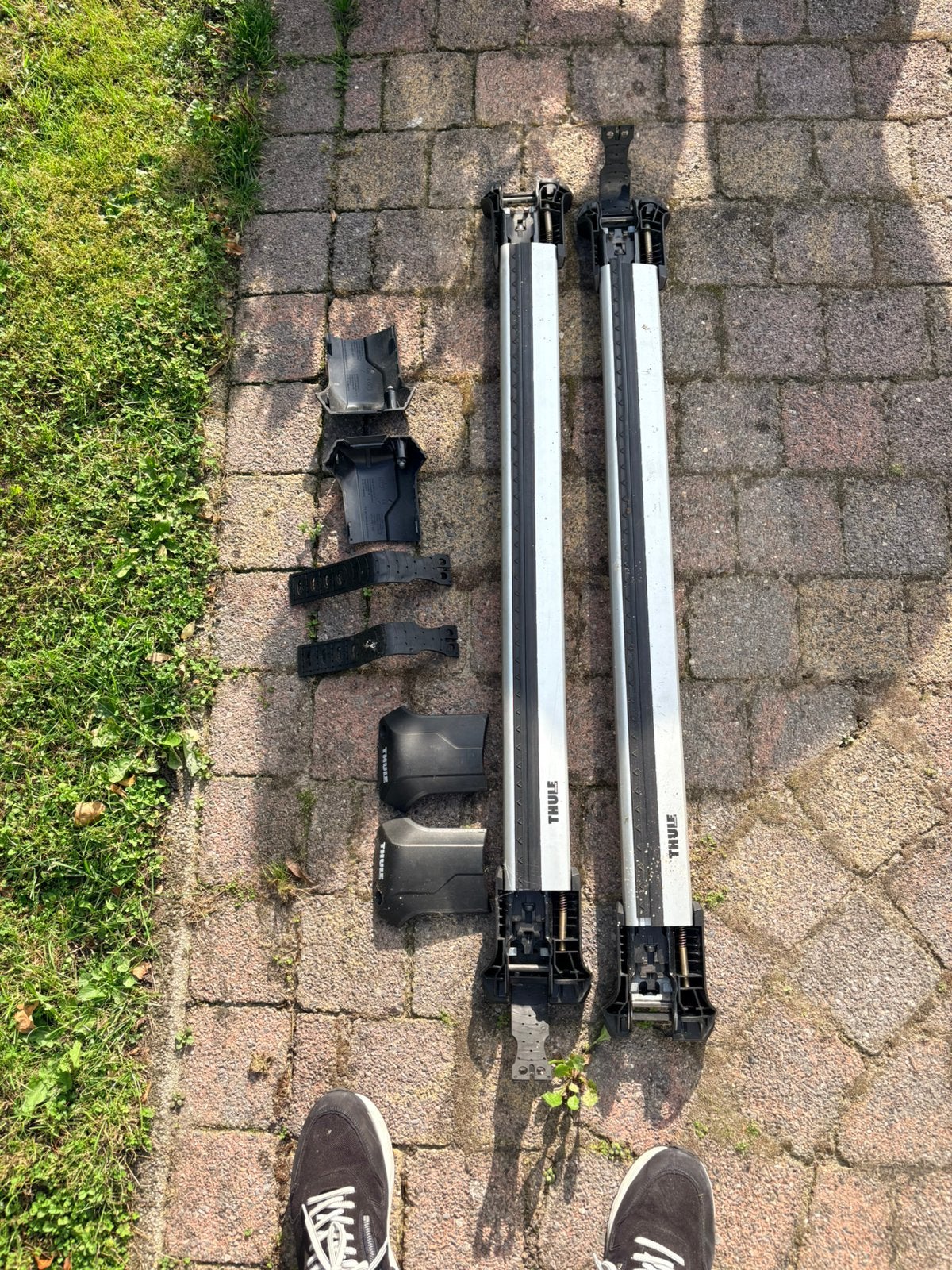 Thule wingbar Eddge, Auto diversen, Ophalen, Zo goed als nieuw
