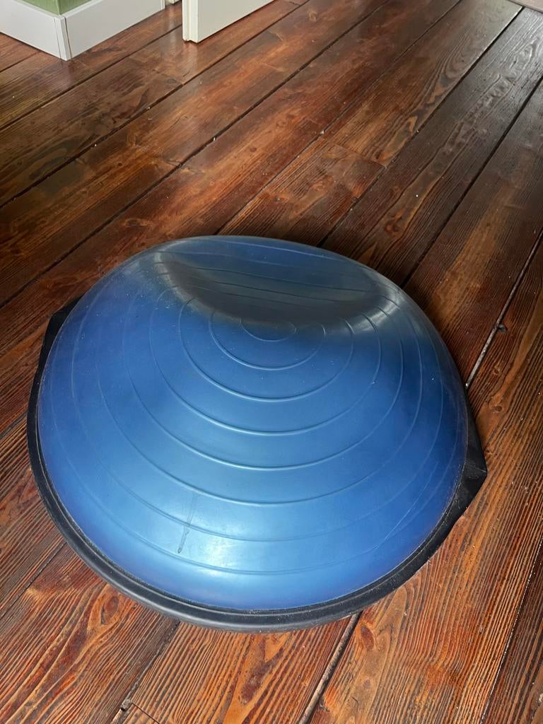 Bosu bal fitness - Balanstrainer - origineel!, Sport en Fitness, Fitnessmaterialen, Ophalen, Gebruikt, Benen, Balansbord