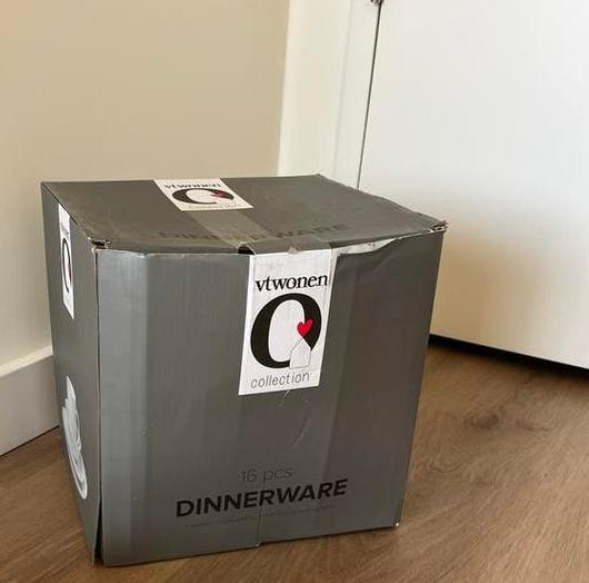 Vt wonen servies set wit crème borden kopjes schaaltjes, Huis en Inrichting, Keuken | Servies, Ophalen, Gebruikt, Keramiek, Effen