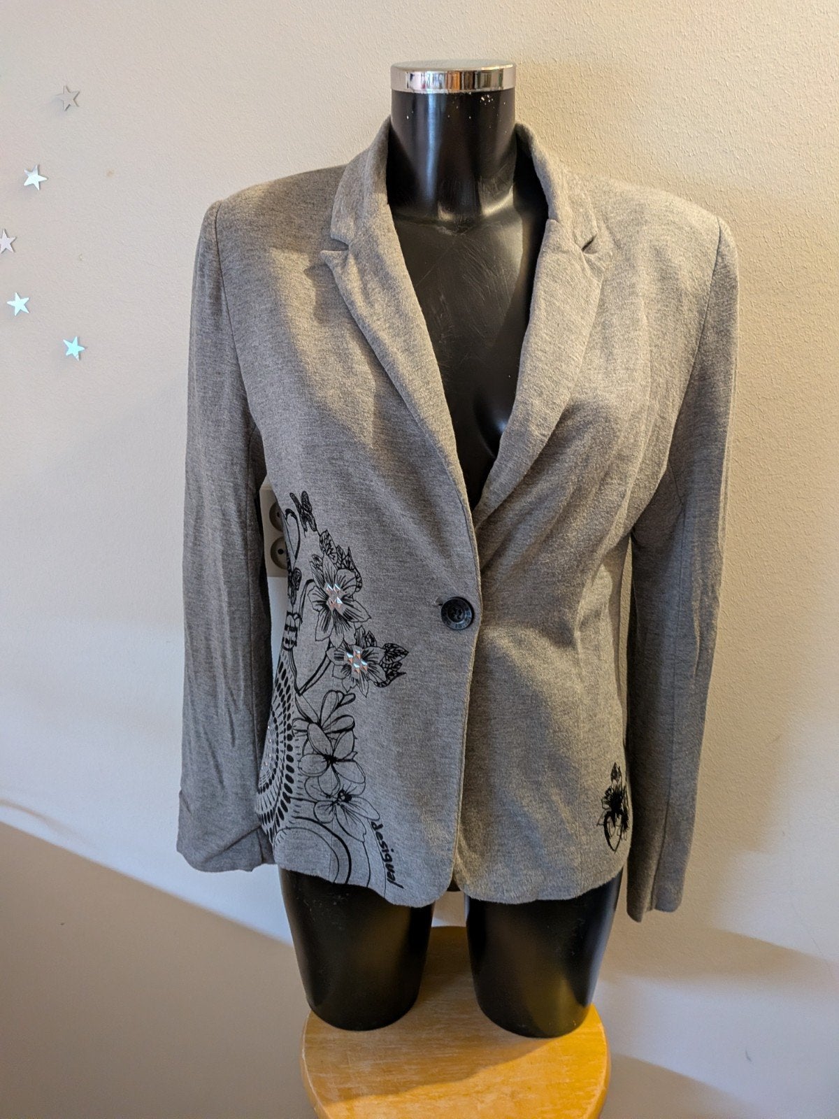 Grijs jasje maat L. Desigual, Kleding | Dames, Maat 42/44 (L), Ophalen of Verzenden, Zo goed als nieuw, Desigual