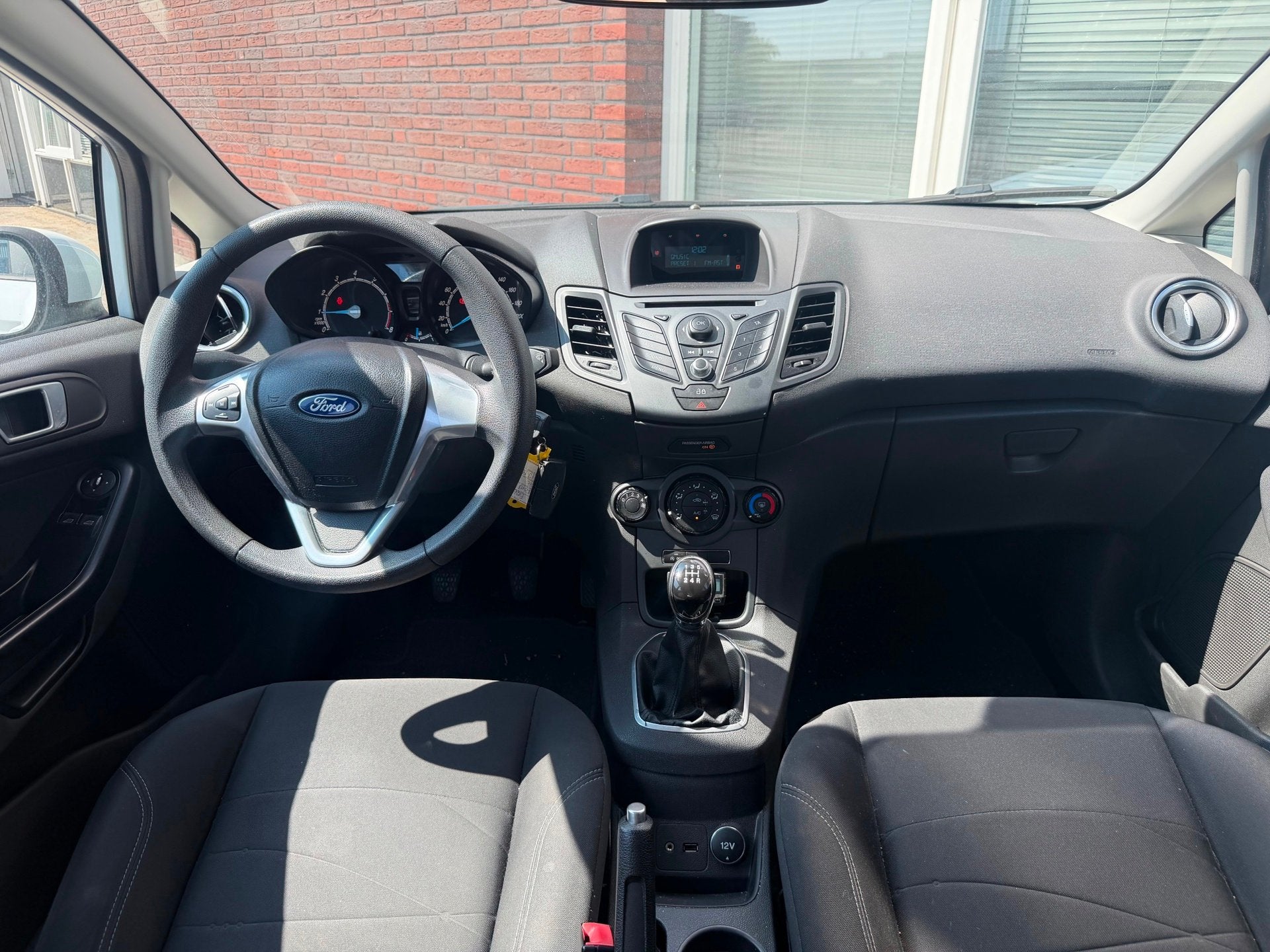 Ford Fiesta 1.0 Champion / Airco / 5DRS / NAP, Euro 5, Stof, 525 kg, Met garantie (alle)