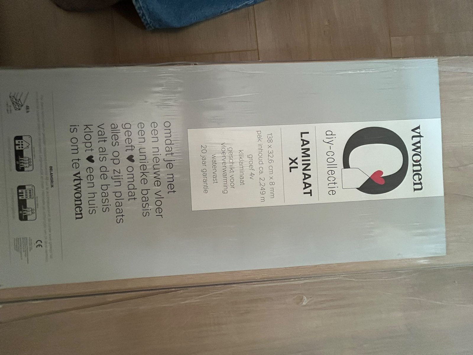 VT Wonen Laminaat XL en ondervloer (nieuw), Ophalen, 30 cm of meer, Nieuw, 10 m² of meer