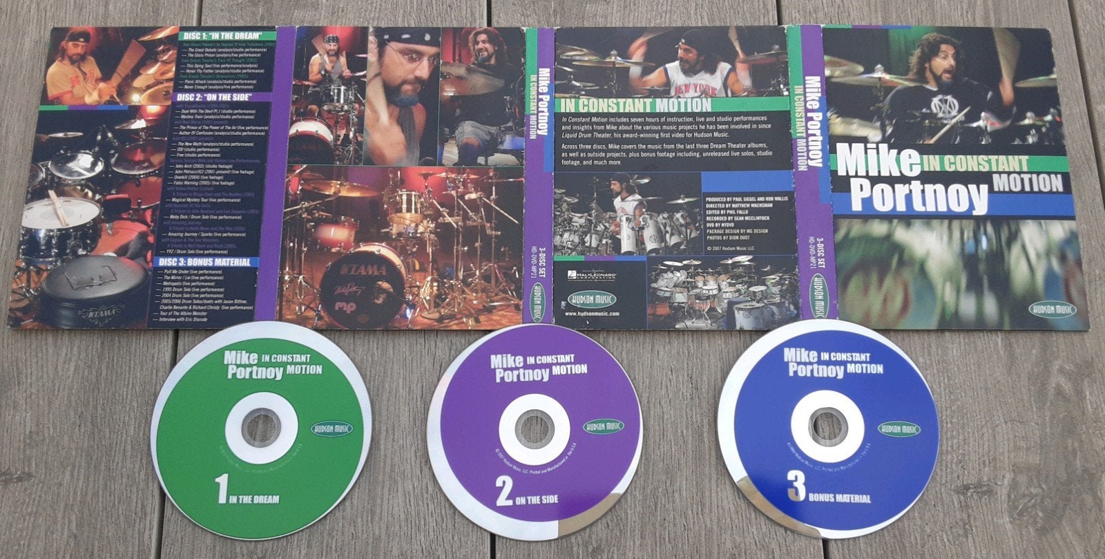 Mike Portnoy - In Constant Motion deluxe 3 dvd boxset, Cd's en Dvd's, Ophalen of Verzenden, Zo goed als nieuw, Bonusmateriaal
