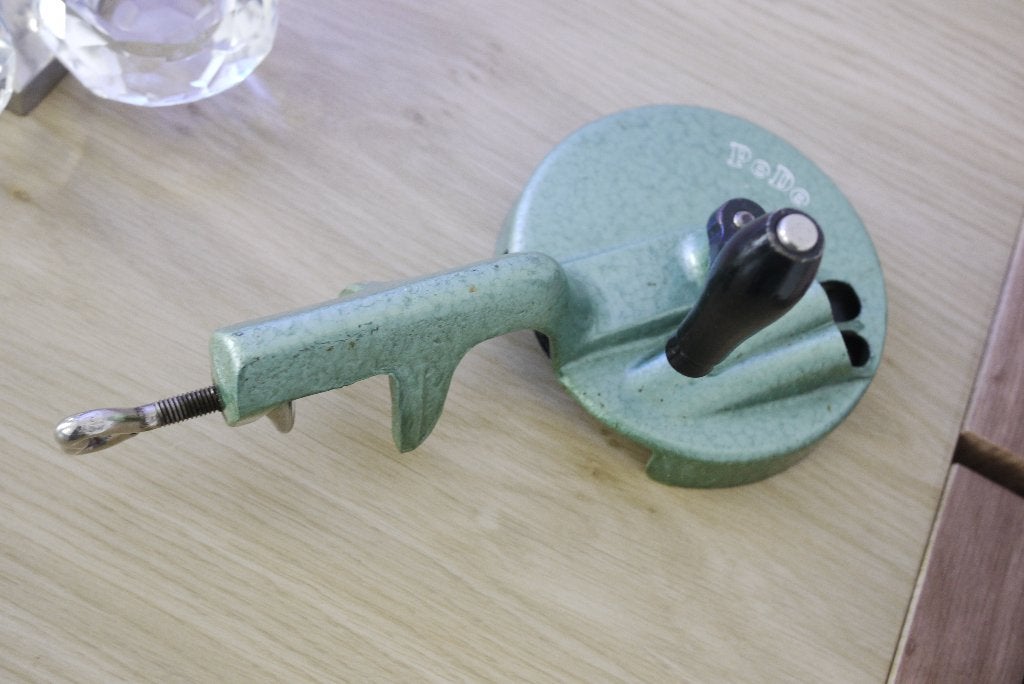 keuken antiek gietijzer snijbonenmachine pede groen, Ophalen of Verzenden