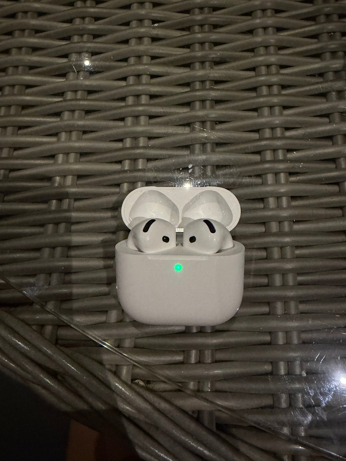 Apple Airpods 4 -, Ophalen, Zo goed als nieuw