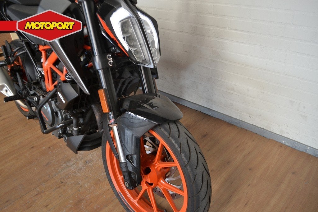 KTM 390 Duke ABS (bj 2022), Motoren, Motoren | KTM, Bedrijf, Motoport Rockanje, Magazijn@motoportrockanje.nl, Moolhoek 6
3235 XK  Rockanje