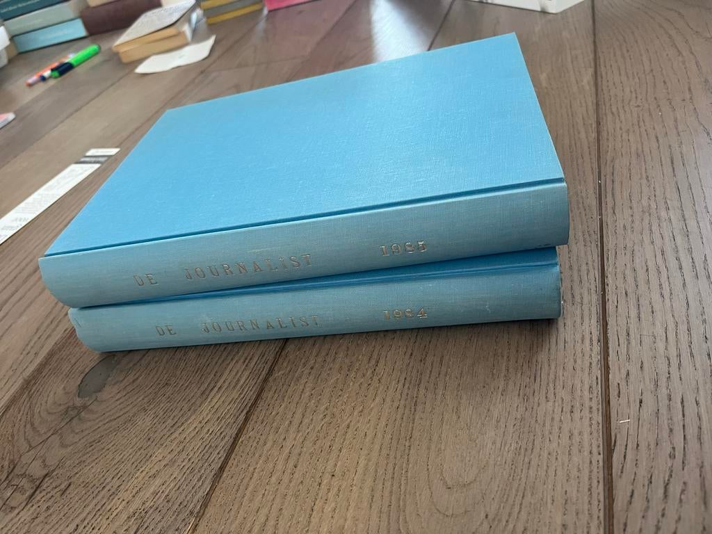 De Journalist Jaargangen 1983 & 1984 - Gebonden Edities, Boeken, Tijdschriften en Kranten, Zo goed als nieuw, Overige typen, Ophalen of Verzenden