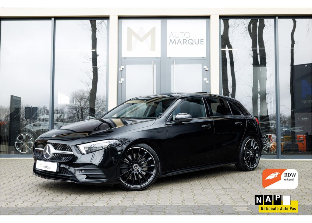 Mercedes-Benz A-Klasse 250 Aut. 225PK | Premium Plus | Panor, Auto's, Gebruikt, 4 cilinders, Met garantie (alle), Zwart
