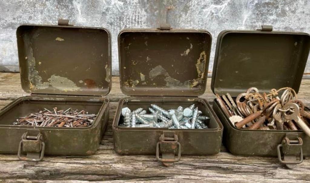 Stalen opbergdoosjes bakjes blikjes legergroen, Ophalen of Verzenden