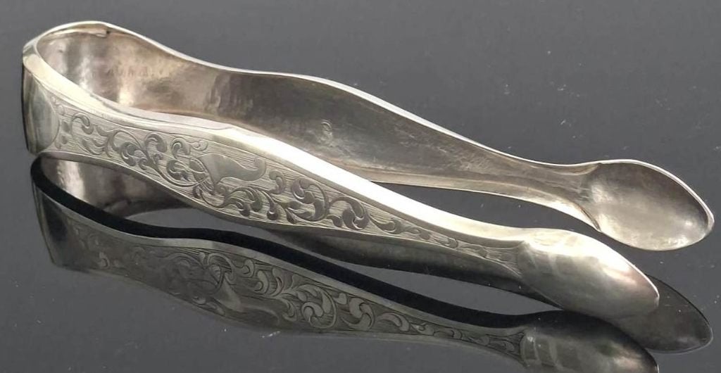 Prachtige Grote Gegraveerde Antieke Zilver Suikertang, Antiek en Kunst, Ophalen of Verzenden, Zilver