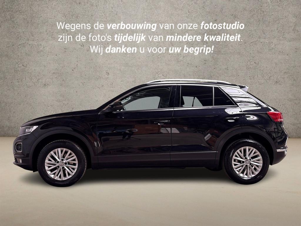 Volkswagen T-Roc 1.0 TSI Sport (PANORAMADAK, VIRTUAL COCKPIT, Auto's, Voorwielaandrijving, 12 maanden, Stof, Gebruikt