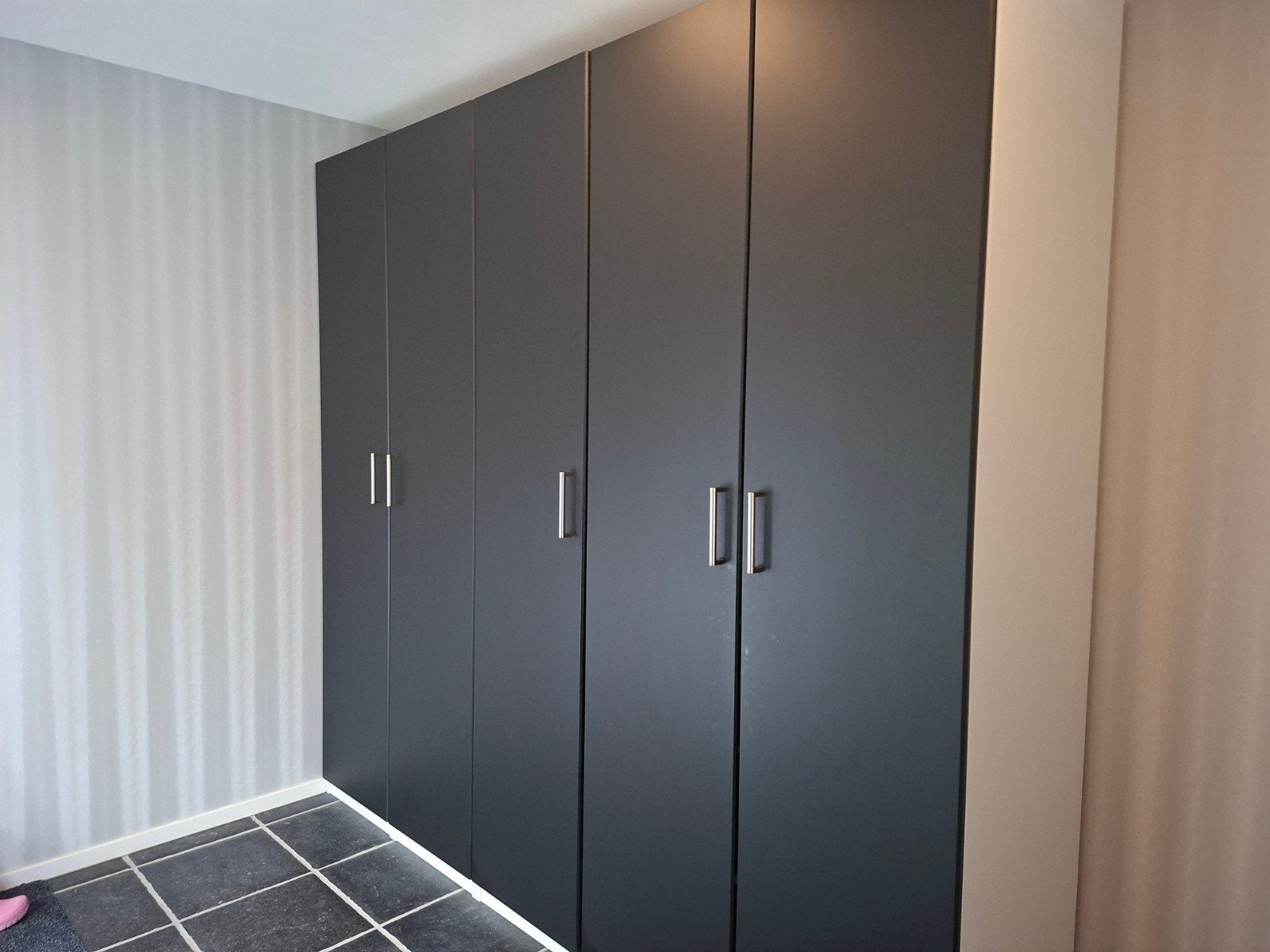 5x IKEA Reinsvoll deuren matzwart (50x229 cm) incl handgreep, Ophalen, Met deur(en), 200 cm of meer, Zo goed als nieuw