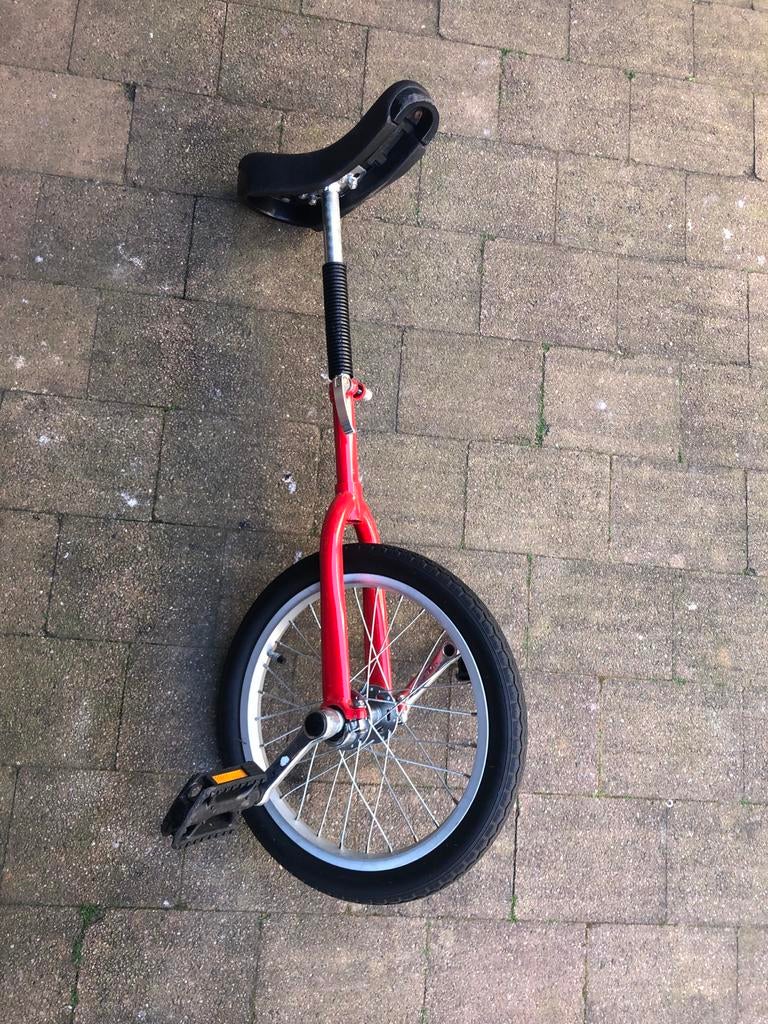 Rode eenwieler - Leuk voor beginners en gevorderden!, Terugtraprem, Mijnwonder, Info@mijnwonder.nl, Ophalen of Verzenden