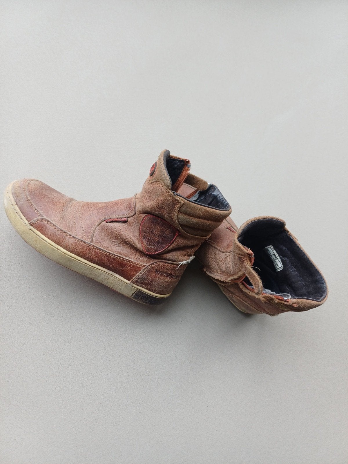 Bruine leren sneakers/laarzen maat 33 - Spike, Gebruikt, Schoenen, Ophalen of Verzenden, Spike