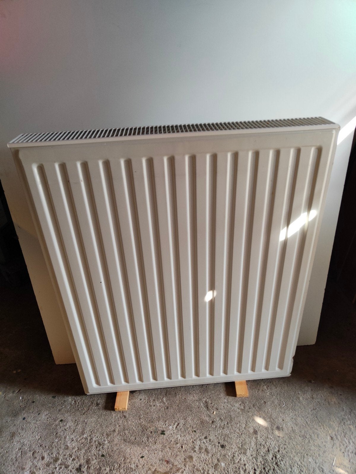 Radiator Radson 90 x 75 T21 in goede staat, Ophalen, 30 tot 80 cm, Radiator, Zo goed als nieuw