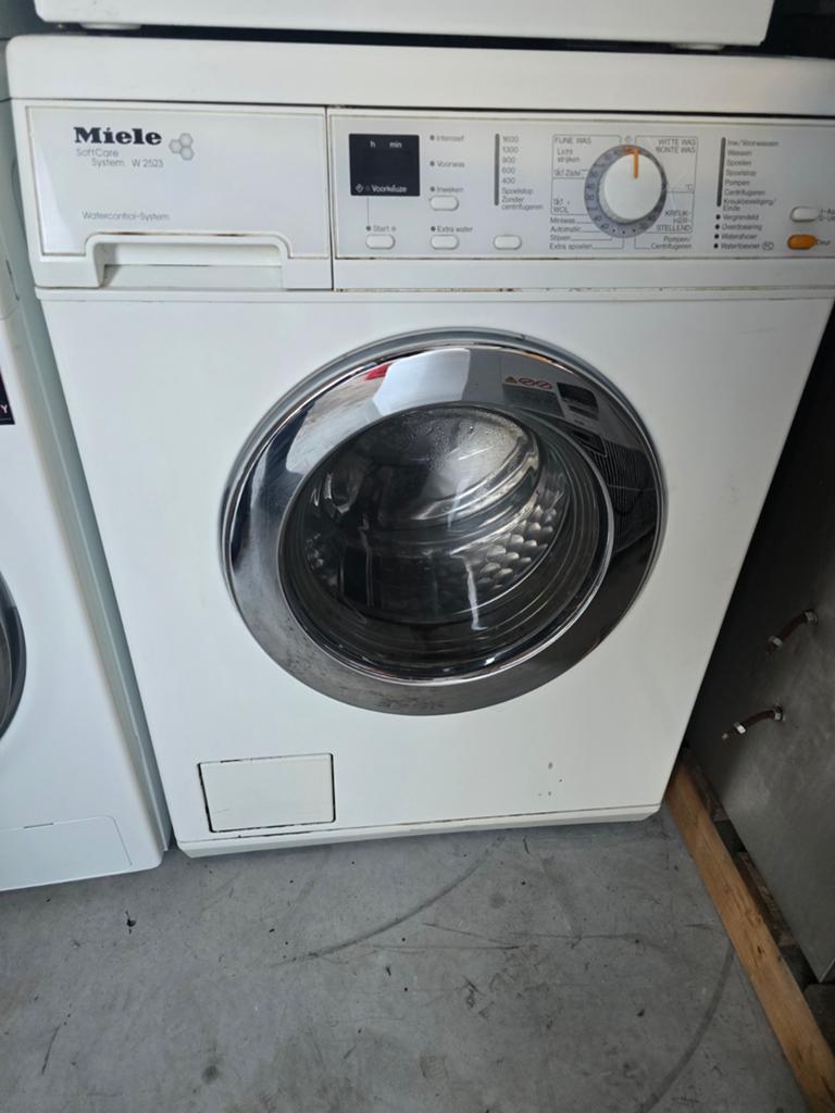 Miele SoftCare System W 2523 Wasmachine, Witgoed en Apparatuur, Wasmachines, Ophalen, Gebruikt, Wolwasprogramma, Voorlader