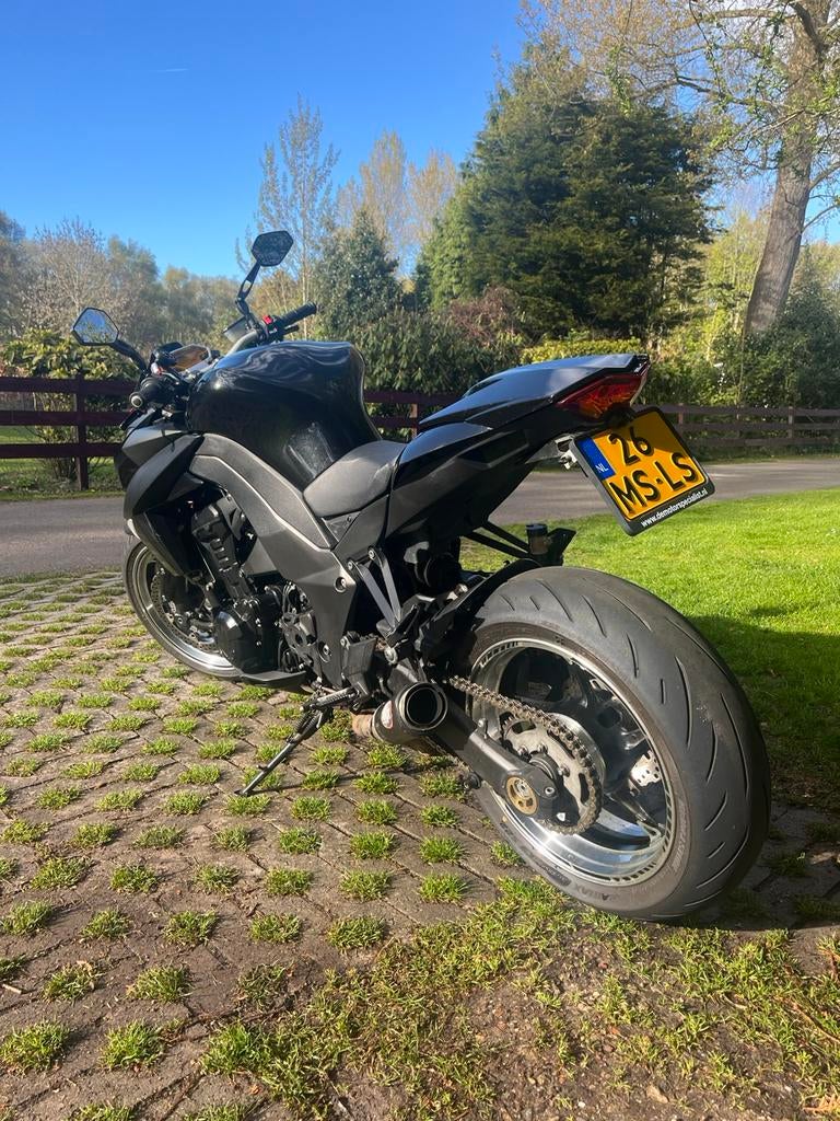 Kawasaki Z1000 Black Edition 2010 - Krachtige Naked Bike, Motoren, Motoren | Kawasaki, Sportuitlaat, 4 cilinders, Motorrijbewijs A