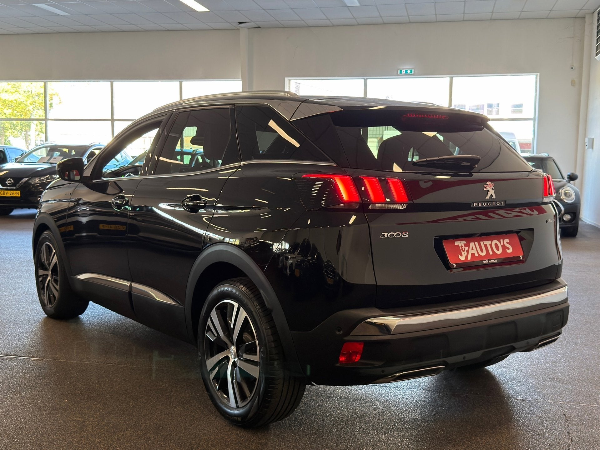 Peugeot 3008 1.6 GT Line| NAVI/CAMERA, PANORAMA, CRUISE, ECC, Auto's, Euro 6, 4 cilinders, Met garantie (alle), Leder en Stof