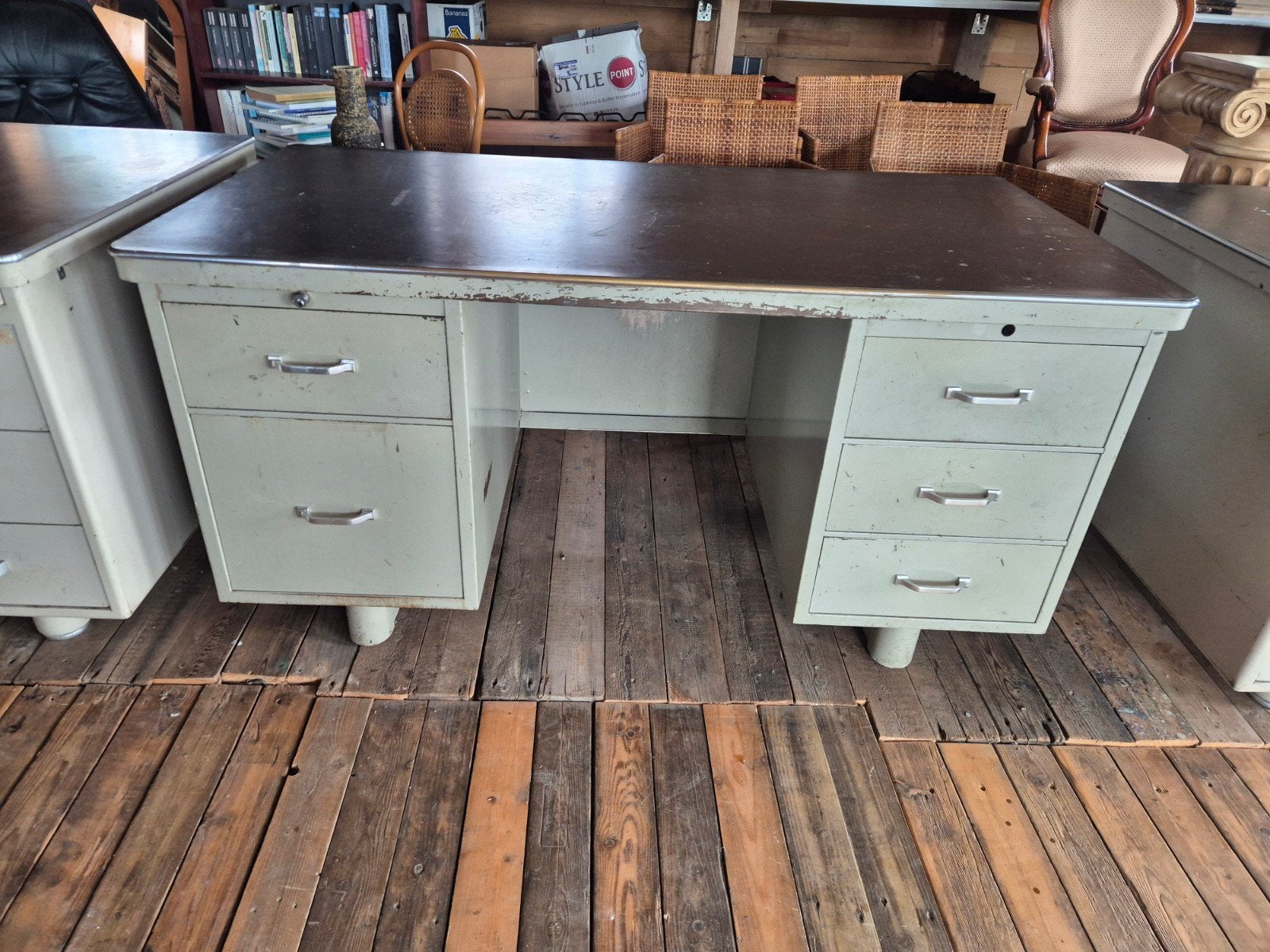vintage stalen gispen bureau met linoleum blad, Ophalen, Gebruikt, Onbekend, Onbekend