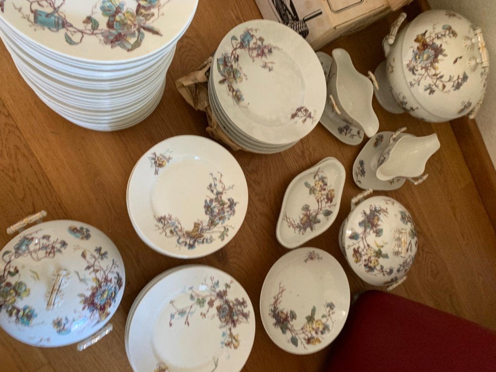 Uniek Baudour Henegouwen Servies, Terrine, Schalen, borden, Ophalen
