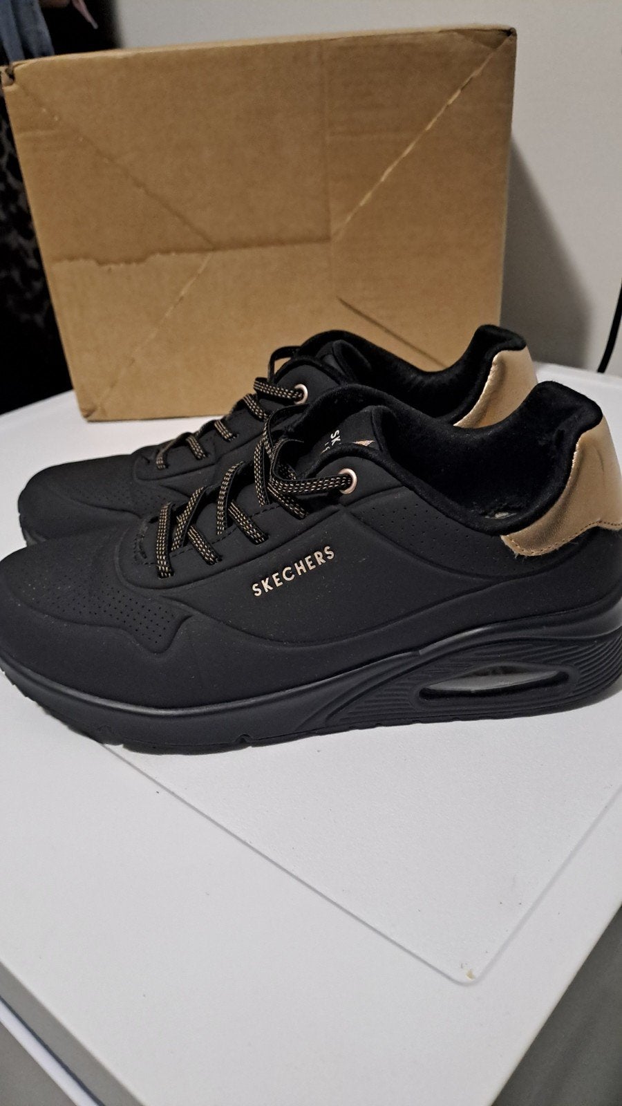 Skechers Uno Stand on Air sneakers zwart goud 39, Kleding | Dames, Schoenen, Skechers, Zwart, Ophalen of Verzenden, Sneakers of Gympen