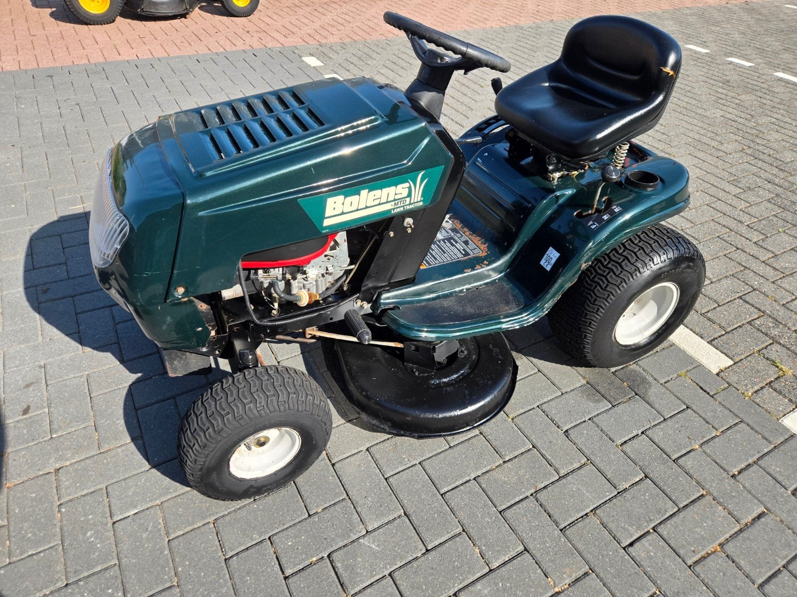 Zitmaaier bolens
Moter 15/5pk b&s, Ophalen, Zo goed als nieuw, 50 cm of meer