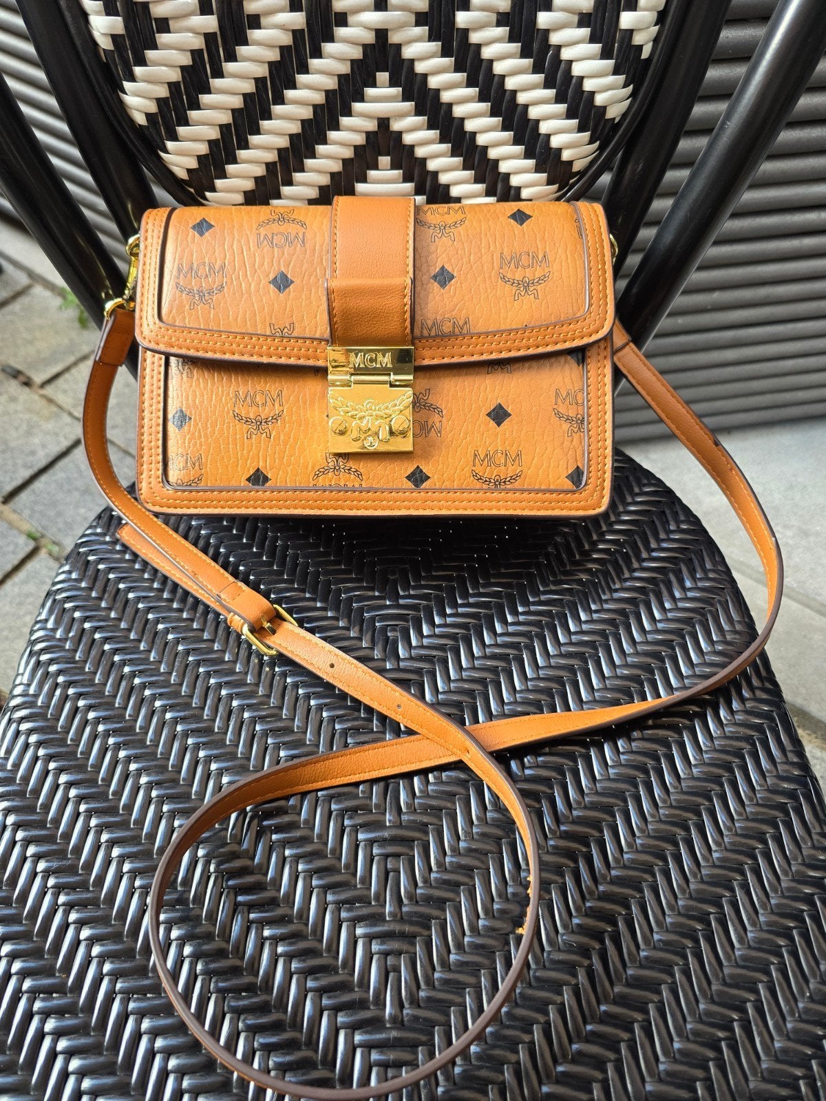 MCM Visetos Crossbody Tas - Cognac, Ophalen of Verzenden, Nieuw, Bruin, Schoudertasje