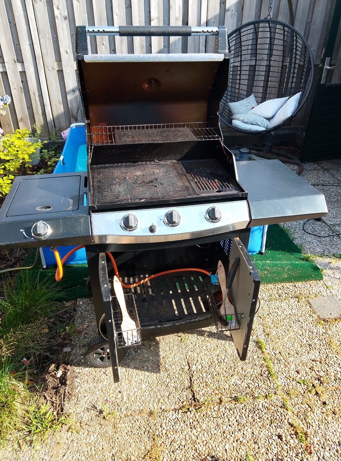Gasbarbecue met 3 branders en zijtafels, Ophalen of Verzenden, Gebruikt, Onbekend
