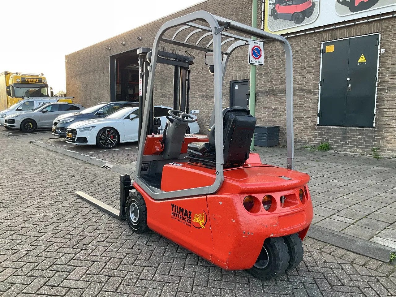BT CBE16T 1600KG 2.90METER HEFTRUCK (bj 2005)