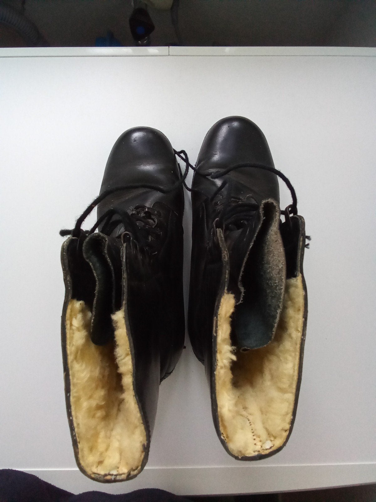 Zwarte gevoerde boots, maat 42, nieuwstaat, Ophalen, Zwart, Boots, Zo goed als nieuw