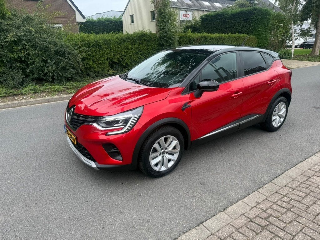 Renault CAPTUR 1.3 TCe 130 Initiale /automaatCruise/ECC/lich, Auto's, Gebruikt, 4 cilinders, Met garantie (alle), 665 kg