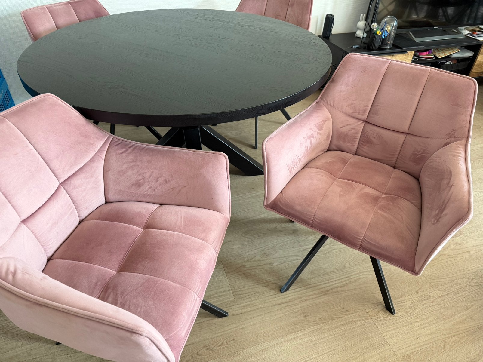 Eethoek zwarte tafel met stoelen ronde tafel 130cm, Ophalen, Gebruikt, Zwart, Vier