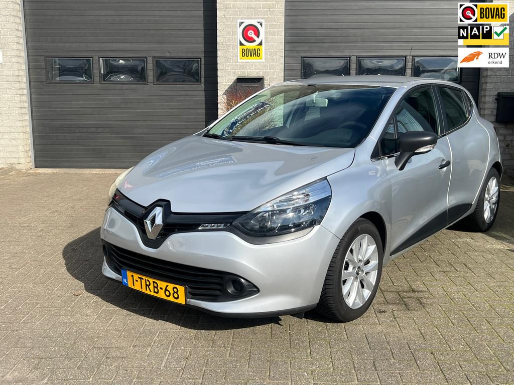 Renault Clio 0.9 TCe Authentique APK: 15-01-2027, Voorwielaandrijving, Stof, 540 kg, Origineel Nederlands