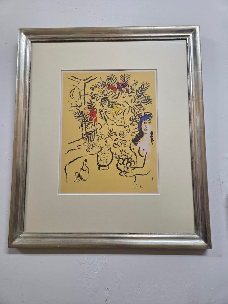 Marc Chagall - Vrouw met bloemen en fruit, Antiek en Kunst, Ophalen of Verzenden