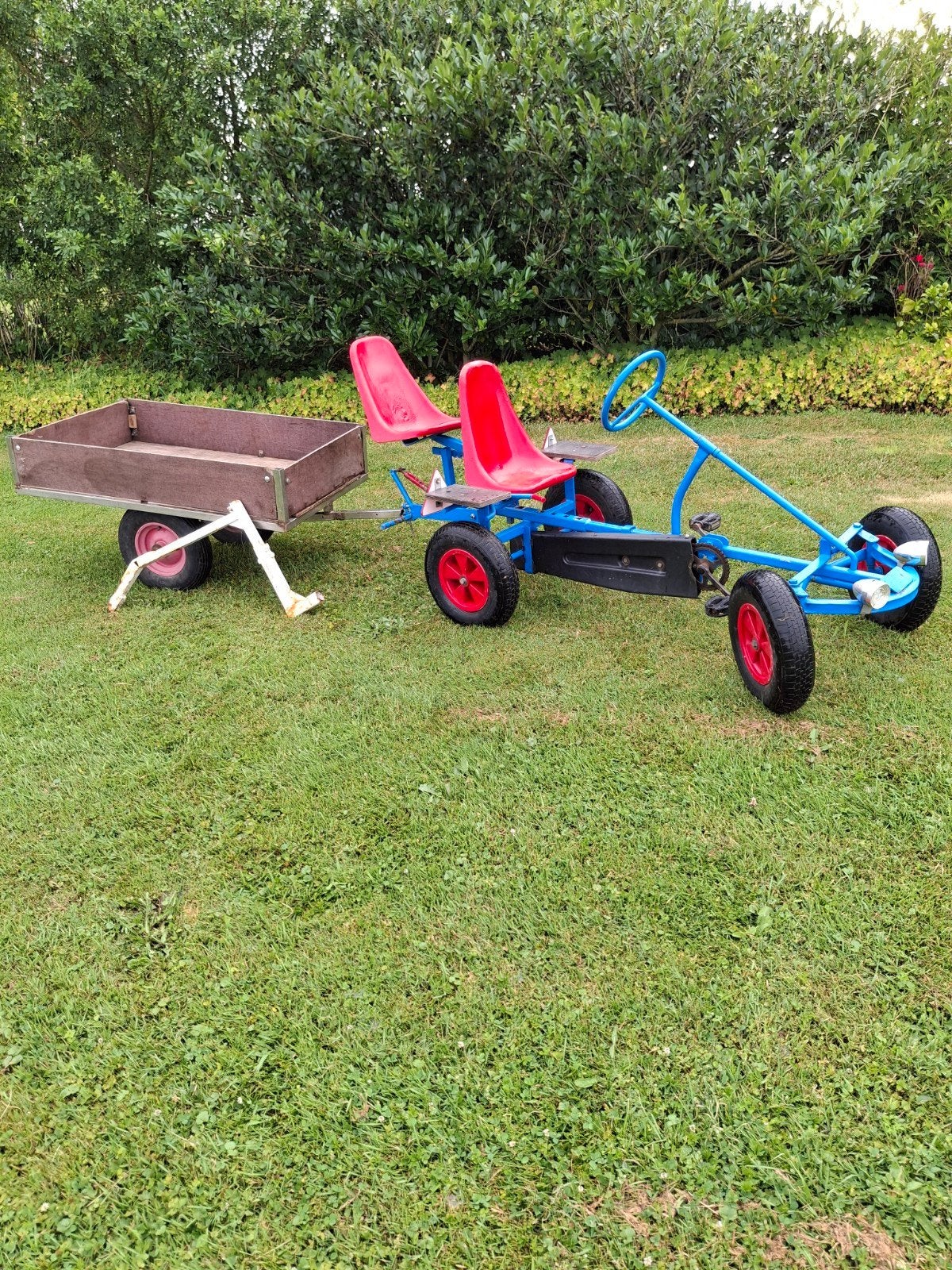 Berg skelter met aanhanger, Kinderen en Baby's, Speelgoed | Buiten | Skelters, Ophalen, Zo goed als nieuw, Berg, Duozit