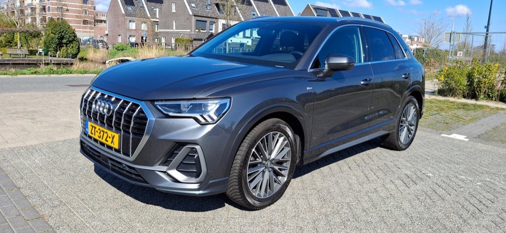 Foto 3 van Audi Q3 35 TFSI S-Line | Aut. | NL | Elec Trekhaak | Virtual