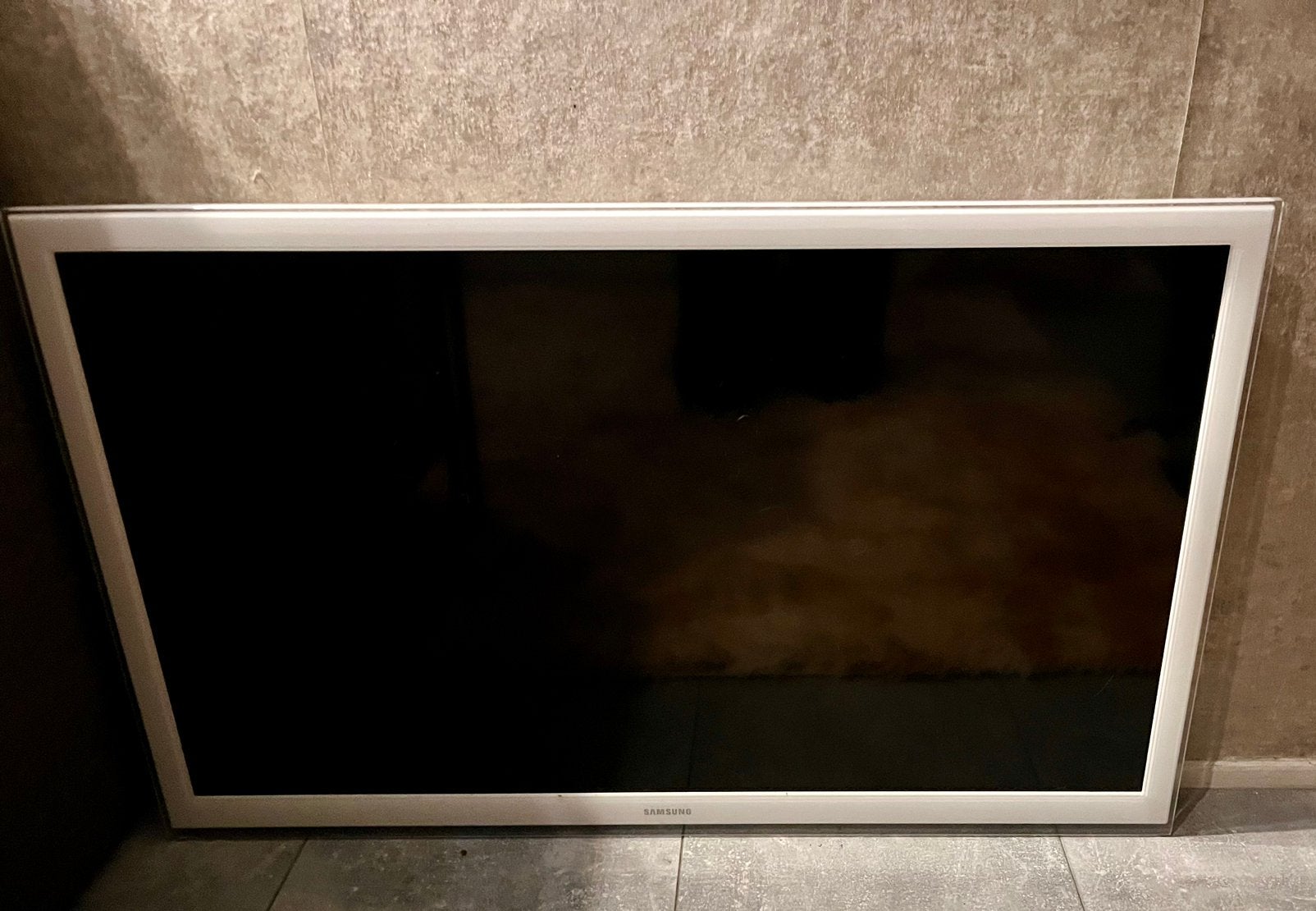 Witte Samsung tv, Ophalen, Zo goed als nieuw, 50 Hz, Samsung