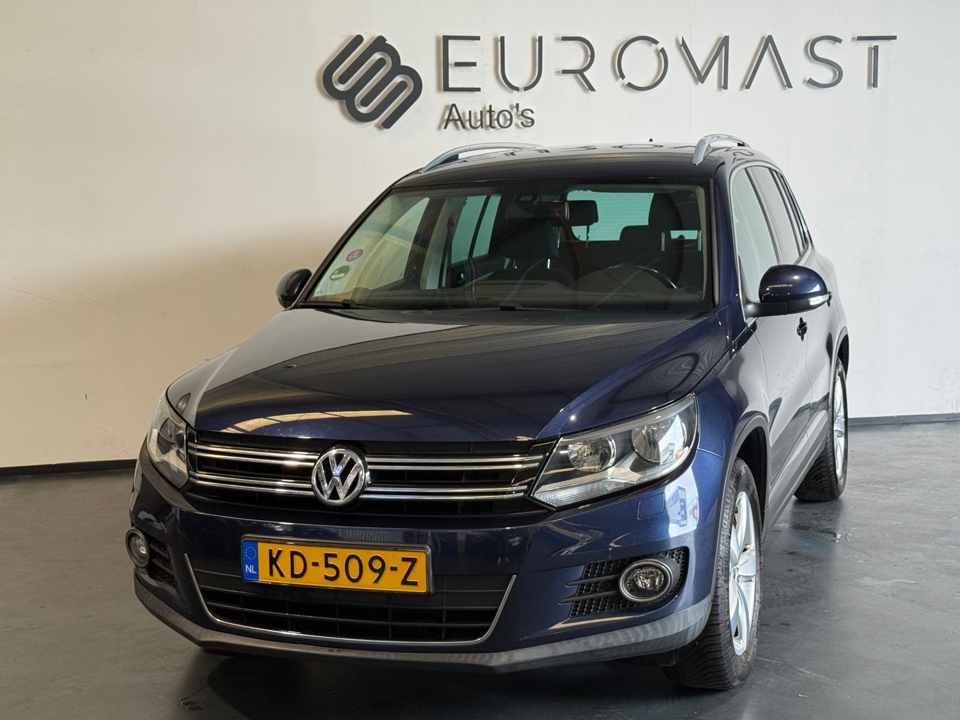 Volkswagen Tiguan 1.4 TSI Sport&Style Navi Airco Cruise Pdc, Auto's, Voorwielaandrijving, Euro 5, Gebruikt, 4 cilinders