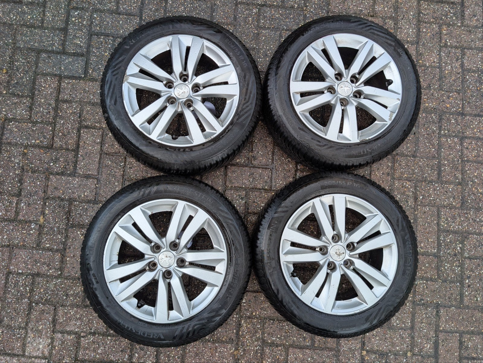 Vredestein Quatrac 205/55R16 velgen Peugeot 308 Station, Ophalen, Gebruikt