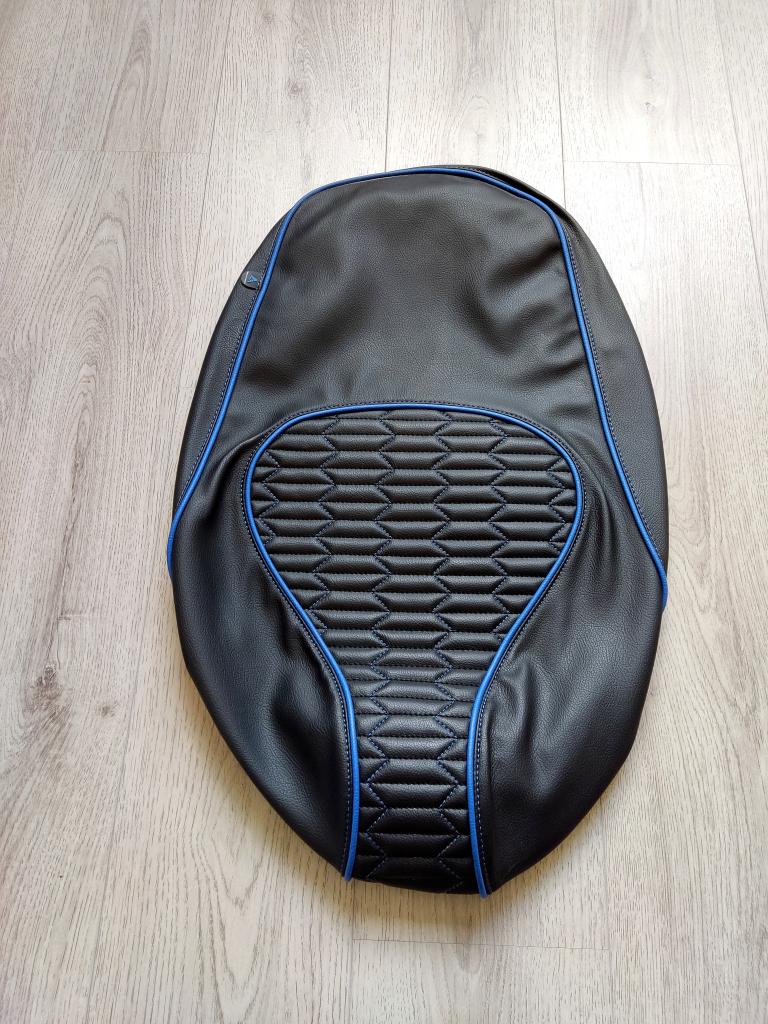 Zadelhoes buddydek Vespa Sprint Primavera blauw custom NIEUW, Fietsen en Brommers, Brommeronderdelen | Scooters, Info@jynkx.com