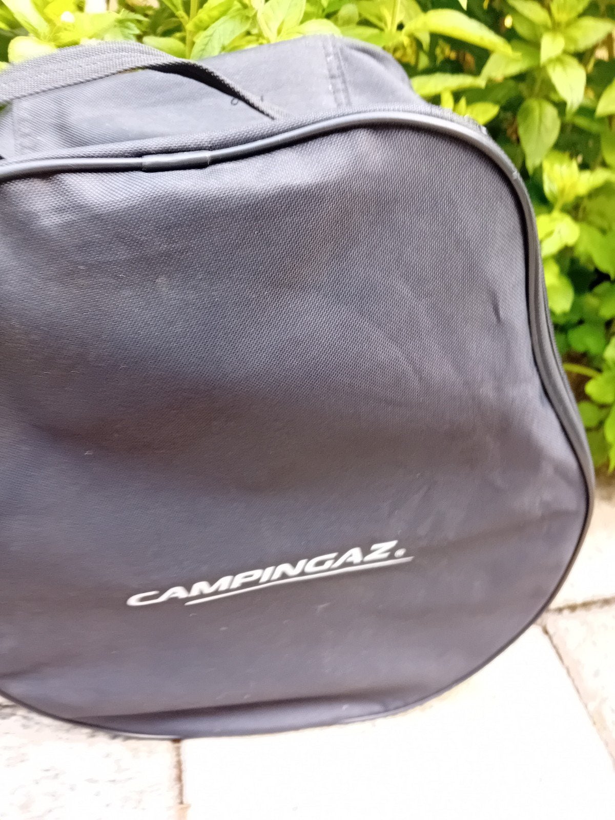 Tekoop campingaz schotelbrei, Ophalen