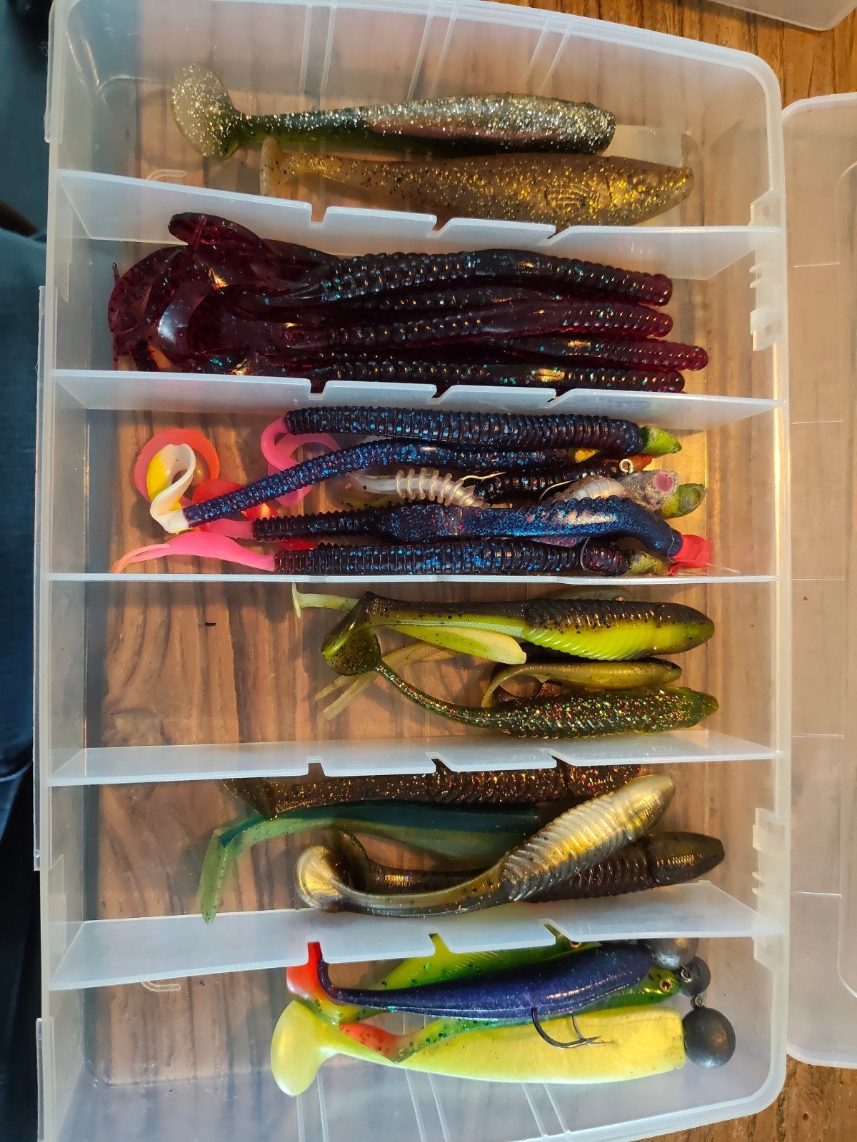 Diverse shads in opbergdoos, Watersport en Boten, Ophalen of Verzenden, Gebruikt, Kunstaas