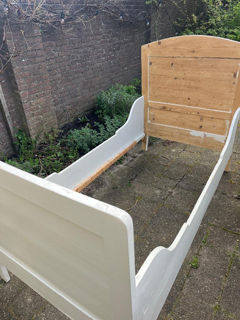 Leuk, antiek houten bed, Ophalen, Gebruikt, Eenpersoons, Wit