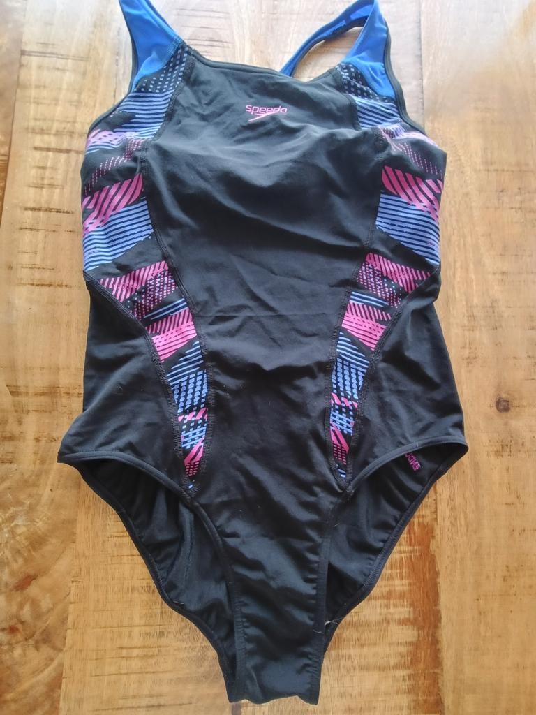 Speedo Badpak Zwart met Blauw/Roze Details maat 42, Kleding | Dames, Zwart, Badpak, Zo goed als nieuw, Speedo
