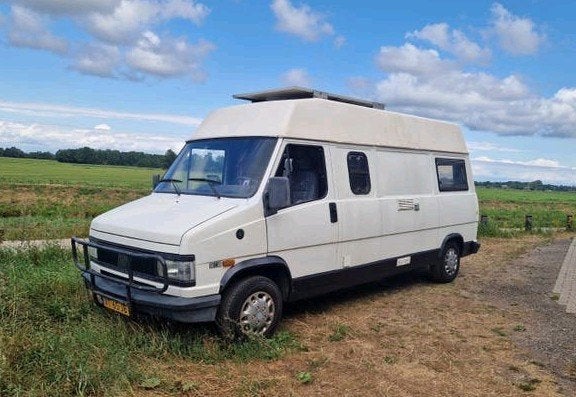 Ingerichte off-grid buscamper Fiat Ducato 290, Buscamper of Camperbus, Fiat, Tot en met 2, Treinzit